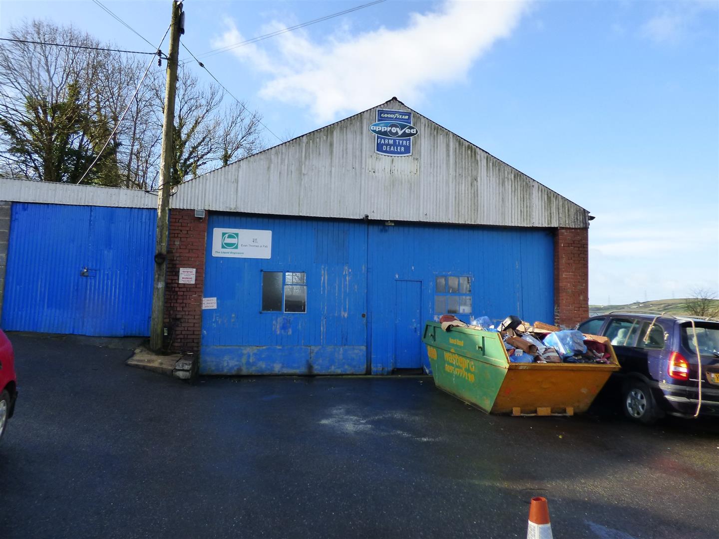 GARAGE